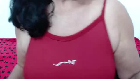 ElizabethMiler online show from June 11, 2026, 3:21 pm