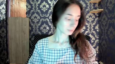 elizabethrice online show from February 9, 2025, 10:32 pm