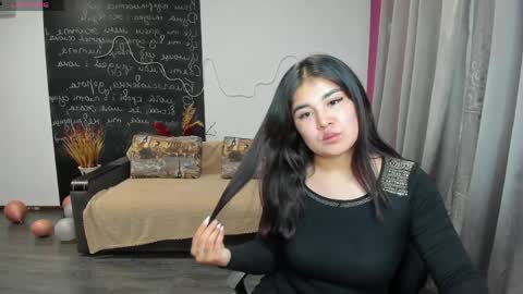 Elizabeth online show from April 10, 2026, 6:23 pm