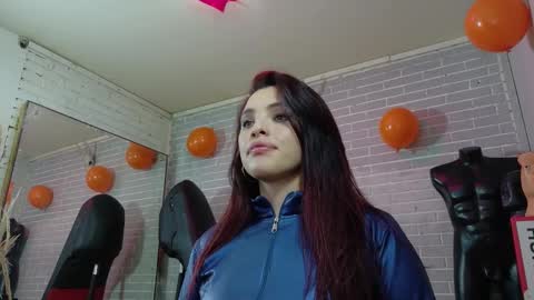   online show from October 21, 2025, 10:21 pm