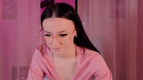 Snapshot of elizzza_ chatting on February 12, 2025, 6:19 pm elizzza_ online show from February 12, 2025, 6:19 pm