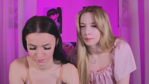 Snapshot of elizzza_ chatting on February 14, 2025, 6:12 am elizzza_ online show from February 14, 2025, 6:12 am