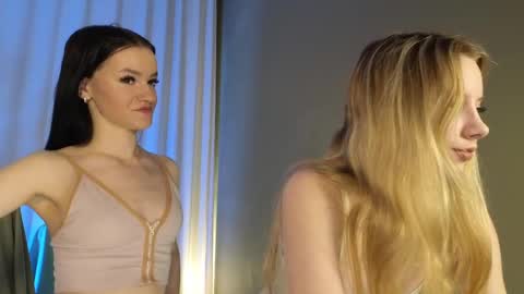 Snapshot of elizzza_ chatting on March 2, 2025, 5:33 am elizzza_ online show from March 2, 2025, 5:33 am