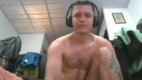 Snapshot of elkinjose182112 chatting on January 9, 2026, 7:04 pm elkinjose182112 online show from January 9, 2026, 7:04 pm