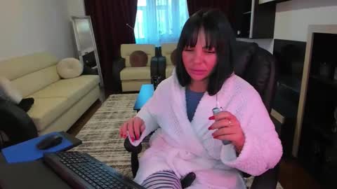 Ella online show from March 12, 2026, 7:36 am