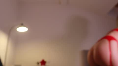 Ella online show from February 23, 2025, 10:31 pm