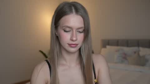 Ella online show from June 13, 2026, 6:39 pm