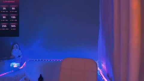 ellaamber online show from March 4, 2026, 1:33 am