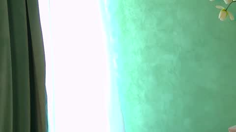 Ella online show from March 8, 2026, 6:39 am