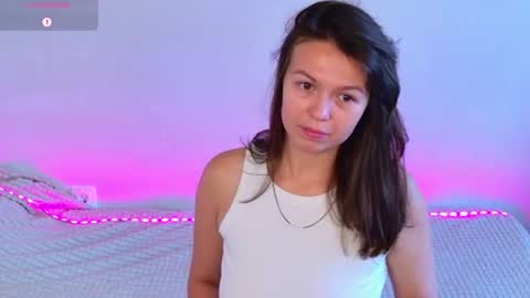 ellacanny online show from July 8, 2026, 4:50 am