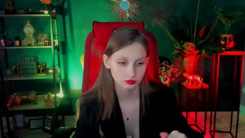 Snapshot of ellahorton chatting on February 28, 2025, 12:31 pm Ella online show from February 28, 2025, 12:31 pm