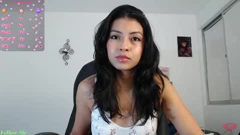 Ella Amoneth online show from June 3, 2026, 3:31 am