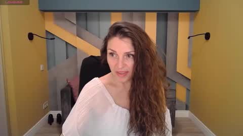 Snapshot of ellalongs chatting on January 18, 2025, 3:27 pm EllaLongs online show from January 18, 2025, 3:27 pm