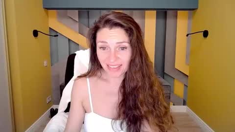 Snapshot of ellalongs chatting on February 13, 2025, 6:38 pm EllaLongs online show from February 13, 2025, 6:38 pm