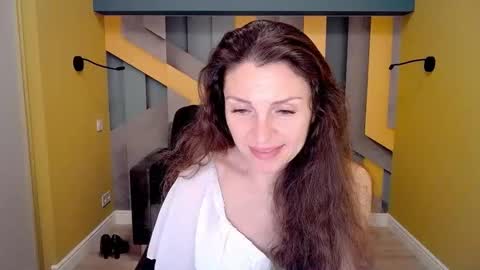 Snapshot of ellalongs chatting on February 16, 2025, 4:09 am EllaLongs online show from February 16, 2025, 4:09 am
