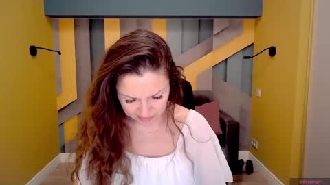 Snapshot of ellalongs chatting on February 18, 2025, 3:32 pm EllaLongs online show from February 18, 2025, 3:32 pm