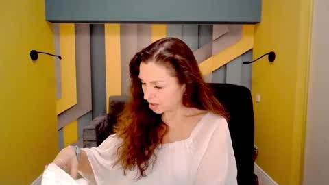 Snapshot of ellalongs chatting on February 23, 2025, 12:27 pm EllaLongs online show from February 23, 2025, 12:27 pm