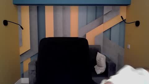 Snapshot of ellalongs chatting on September 9, 2025, 11:21 am EllaLongs online show from September 9, 2025, 11:21 am