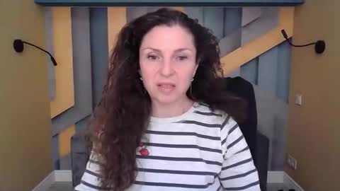 Snapshot of ellalongs chatting on October 15, 2025, 11:32 am EllaLongs online show from October 15, 2025, 11:32 am