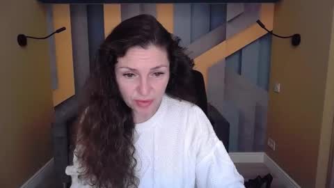 EllaLongs online show from November 23, 2025, 12:27 pm