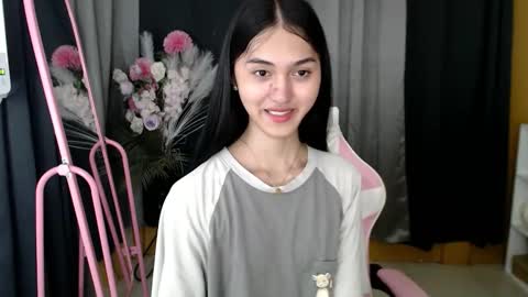 Snapshot of ellamiller69 chatting on April 2, 2026, 7:17 am ELLA online show from April 2, 2026, 7:17 am