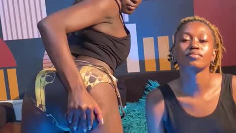 Snapshot of ellandadolly chatting on November 7, 2025, 10:10 pm Ellanda Dolly online show from November 7, 2025, 10:10 pm