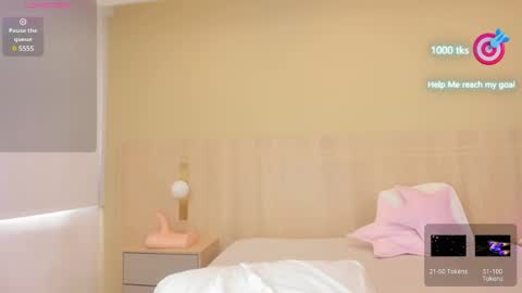 Snapshot of ellathorne chatting on January 29, 2025, 4:19 pm EllaThorne online show from January 29, 2025, 4:19 pm