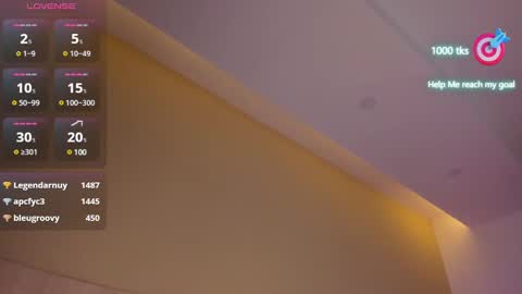 Snapshot of ellathorne chatting on February 20, 2025, 1:46 am EllaThorne online show from February 20, 2025, 1:46 am