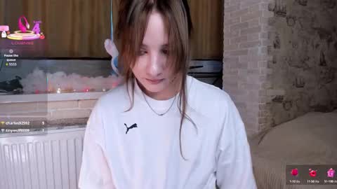 Snapshot of elle_wooods chatting on October 3, 2025, 11:07 am My name is Ellie online show from October 3, 2025, 11:07 am