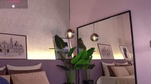 Elle Diane online show from March 21, 2026, 10:57 pm