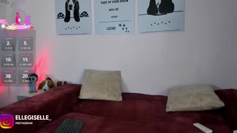 Yiss online show from September 17, 2025, 2:57 am