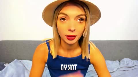 ellen_flow online show from October 3, 2025, 9:34 pm