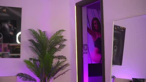 Snapshot of ellenkarter chatting on May 6, 2026, 3:57 am EllenKarter online show from May 6, 2026, 3:57 am