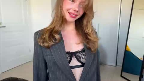 Ellie  --- Ill see you either on Friday or Saturday and definitely on Sunday  online show from September 17, 2025, 1:02 pm