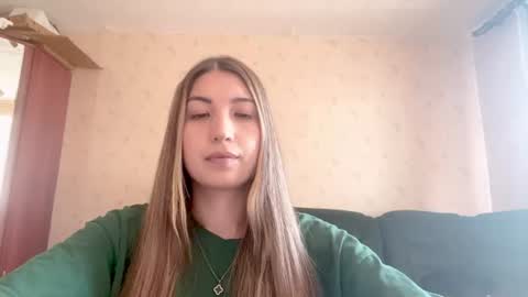 elliaudirsch online show from July 3, 2026, 9:16 am