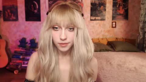 ellie_friendly online show from March 5, 2025, 12:16 am