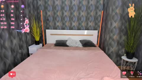 ellie_magic online show from March 19, 2026, 12:09 pm