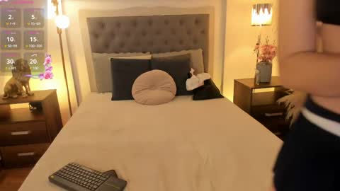 ellieadeline online show from May 28, 2026, 3:59 am