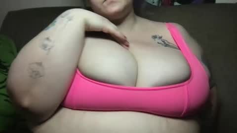 Ellie Louise online show from February 22, 2025, 11:03 pm