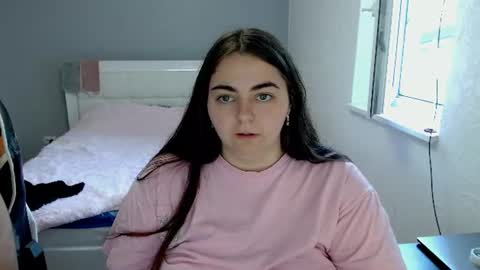 Ellie online show from June 8, 2026, 8:37 am