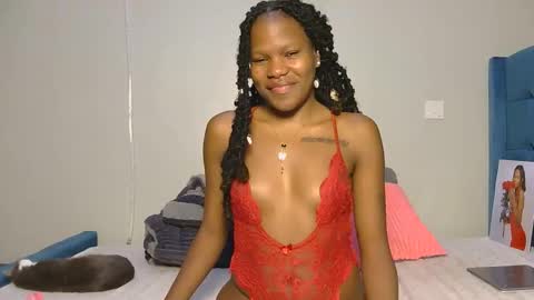 elllanna online show from February 7, 2026, 10:24 pm