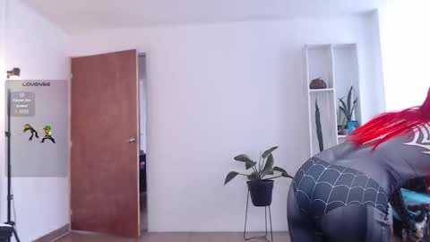 Emy Castro online show from September 10, 2025, 8:20 pm