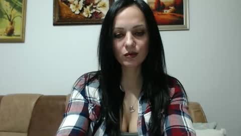 EllyaDiamond online show from April 10, 2026, 4:39 am