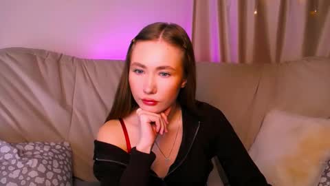 Snapshot of ellycolins_ chatting on February 17, 2026, 2:52 am Elly online show from February 17, 2026, 2:52 am