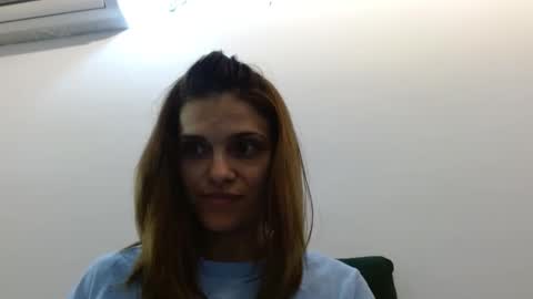 ellynew online show from May 14, 2026, 12:45 pm