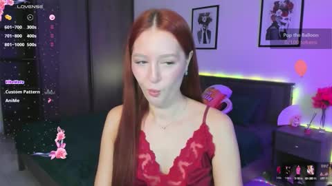 EllyPeach online show from October 1, 2025, 12:22 pm