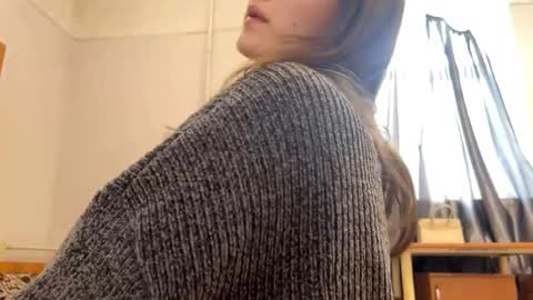 Sonya online show from May 14, 2026, 5:14 am