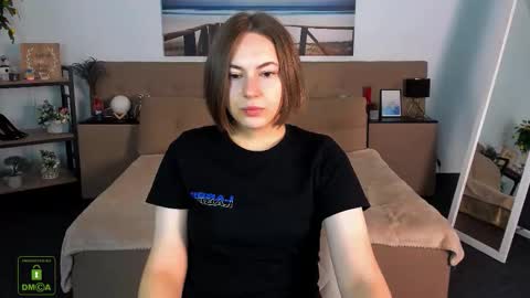 elma_lily online show from September 20, 2025, 6:03 am