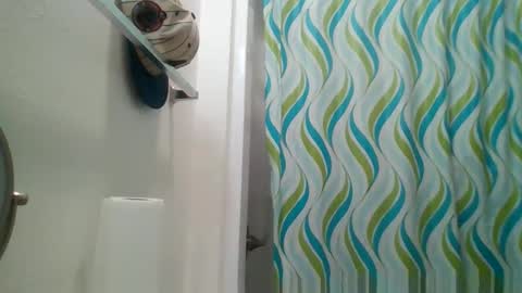 elmario24 online show from March 23, 2026, 7:12 am