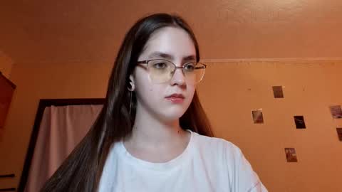 Kate online show from March 1, 2026, 12:18 pm